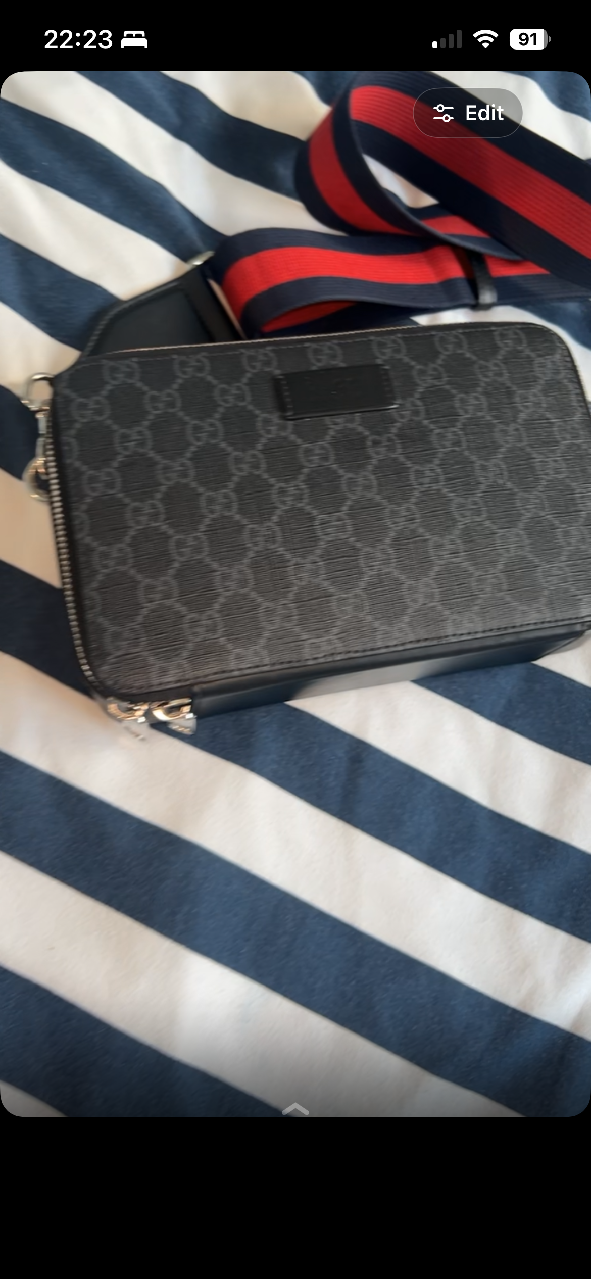 Gucci supreme bag